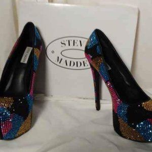 Steve Madden Platform Pumps